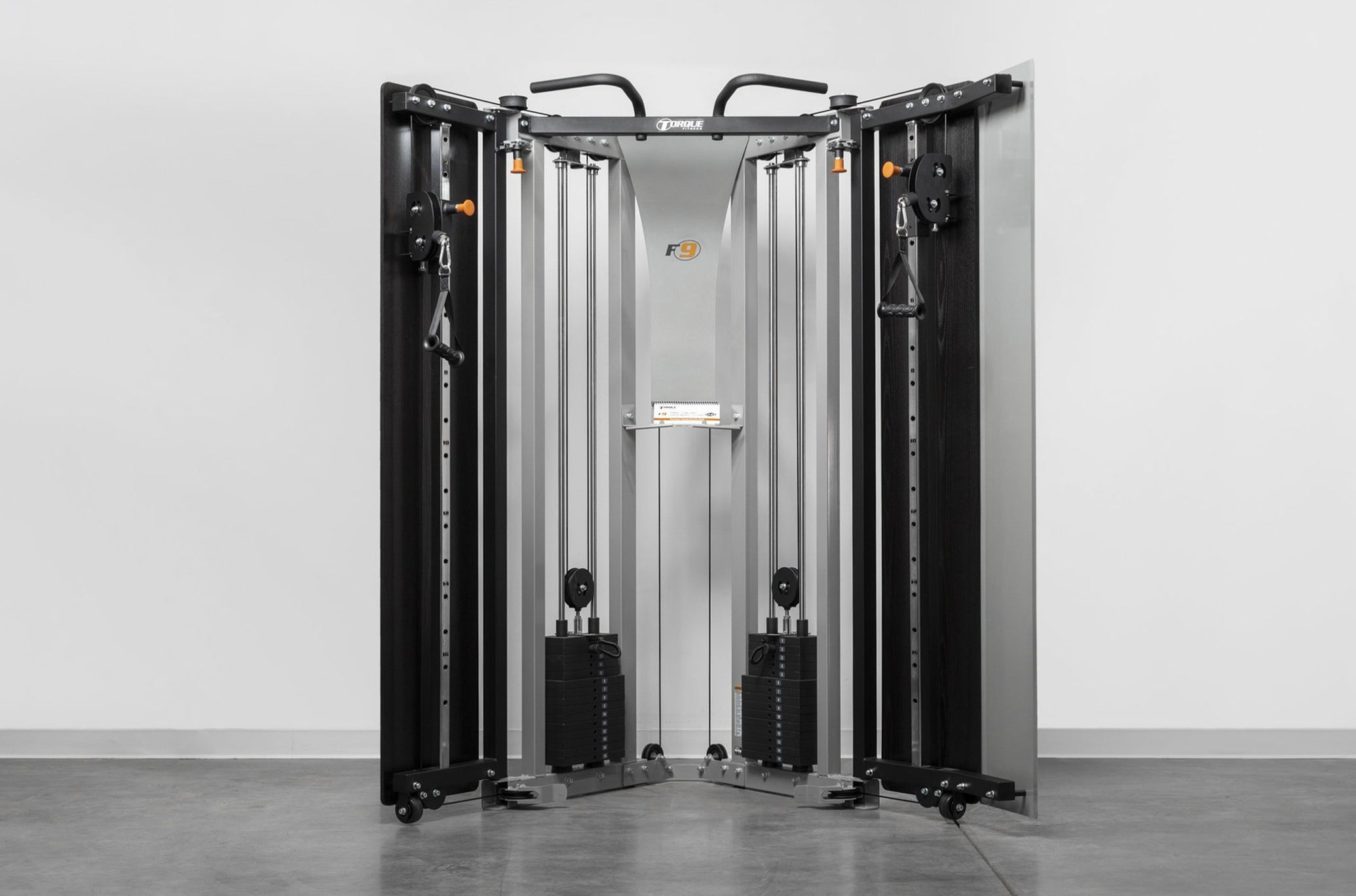Free-Standing F9 Functional Trainer