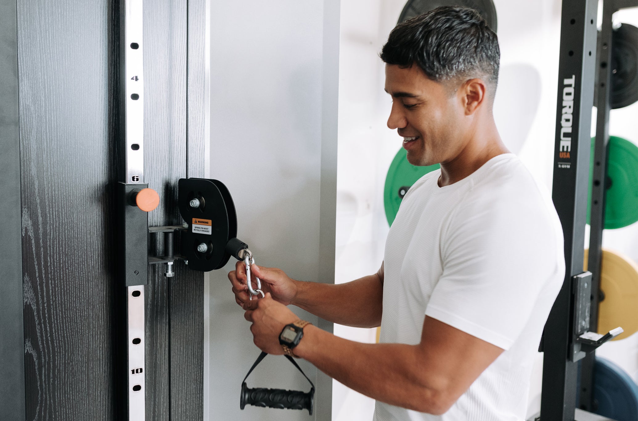Free-Standing F9 Functional Trainer